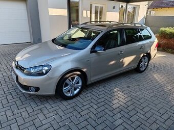 Volkswagen Golf 6 Variant 2.0 TDI 103kW + zimní sada kol