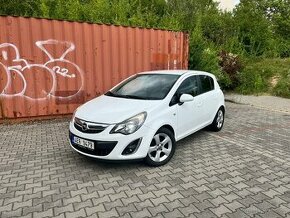 Corsa SPORT 1,2, 2013,ČR,1.MAJ,bohatá výbava