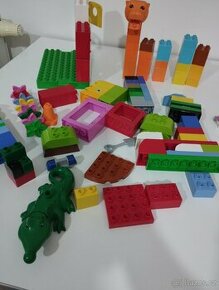 Mix lego duplo včetně pevné podložky