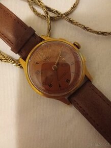 Unikátní  hodinky s Chronographem - 1