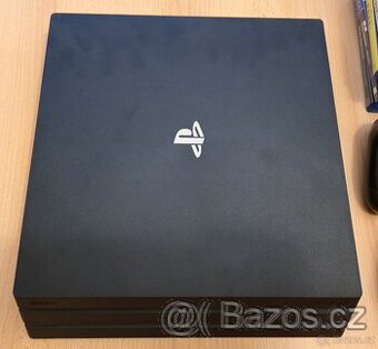 PS4 PRO,  2x ovladač + 9 her