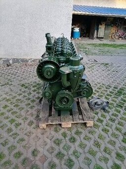 V3s motor po opravě - 1