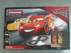 Autodráha Carrera Evolution - Disney Cars 3 (25226)