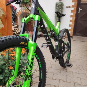 Enduro kolo carbonové celoodpružené Intense