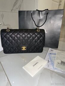 Chanel medium flap bag