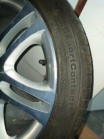 ALU kolo orig. Škoda s pneu 225/40R18