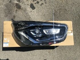 Ford Custom světlo led 2020 kapota , naraznik