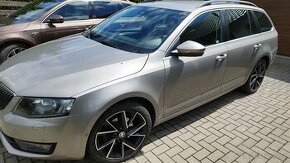 ŠKODA OCTAVIA 3 2.0 TDI  110KW -DSG- NAJETO ---120TIS---ČR -