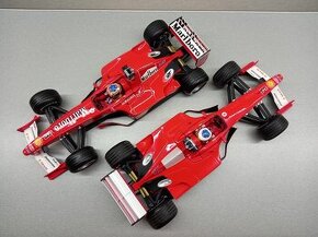 2x F1 FERRARI F2000 MICHAEL SCHUMACHER HOTWHEELS 1:18