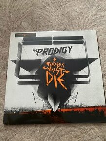 LP Prodigy - Invaders Must Die