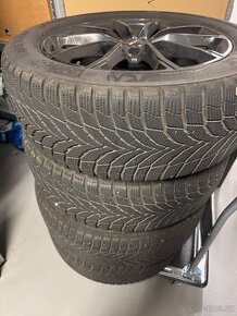 Zimní gumy Nexen SUV 235/55 R18 + disky černá lesklá