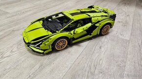 Neoriginální Lego Technic 42115 Lamborghini Sian