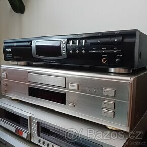 CD player Philips CD-753 a CD Teac CD-Z500 - 1