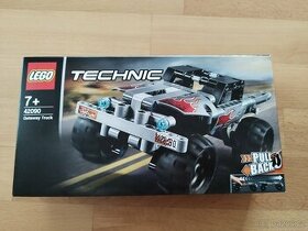 LEGO stavebnice Technic 42090 Útěk v teréňáku - 1