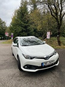 Toyota Auris 1.8HYBRID sport 73kW KOMBI - 1