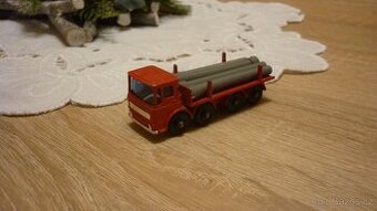 MATCHBOX RW - PIPE TRUCK S TRUBKAMI