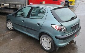 Peugeot 206 nafta 1,9