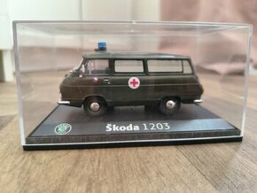 Škoda 1203 vojenská sanita