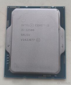 Intel Core i5 12500 s integrovanou grafikou UHD Graphics 770