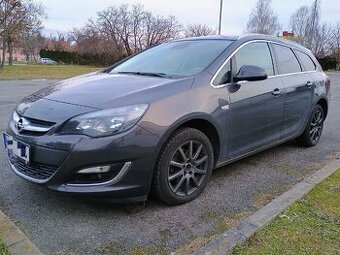 Opel Astra combi 1.4t, pěkný stav, 180tis. km