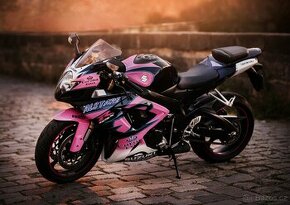 SUZUKI GSX-R 600 Pink