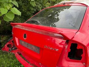 Víko kufru 5 dveře, zadní nárazník Škoda octavia 2 RS