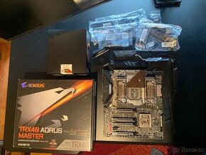 TRX40 AorusMaster s Threadripper 3960X a 256GB RAM - 1