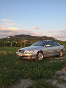 Opel omega 2.2 benzin - 1