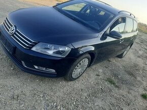 VW Passat B7 1.6 TDI 77kw Kombi Klima  Model 2011