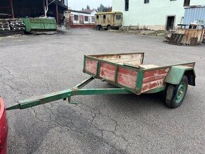 prodám přívěsnou dvoukolku za traktor