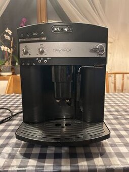 Delonghi ESAM 3000