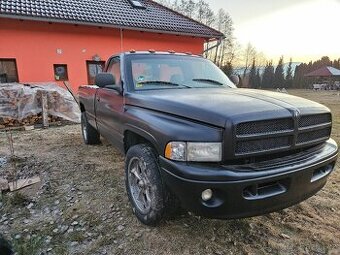 Prodám Dodge Ram druhé gen. R.r.v.2000 ,V6,obsah-3.9i