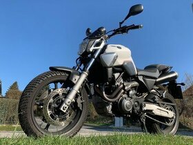 YAMAHA MT03 - 1