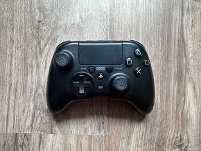 PS4 gamepad Hori - 1