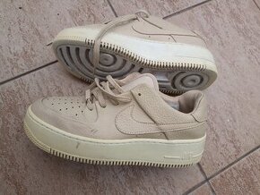 Nike Air Force 1 tenisky boty