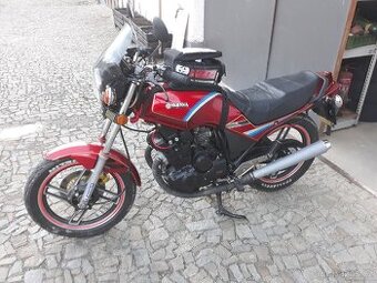 Yamaha Xs 400 12 e,rv 1983