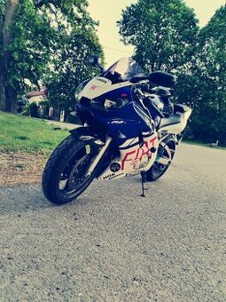 Yamaha YZF R6