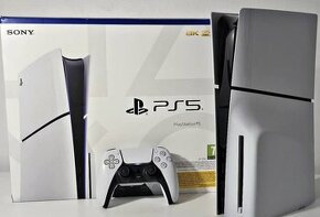 PlayStation 5 slim + záruka do 12/2027 + hra - 1