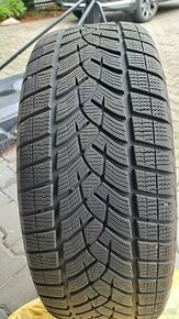 Zimní pneu Goodyear 235/55 R18