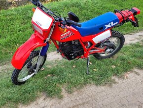 Honda XL 350 R 1985 doklady