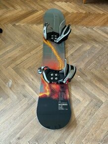 SNOWBOARD