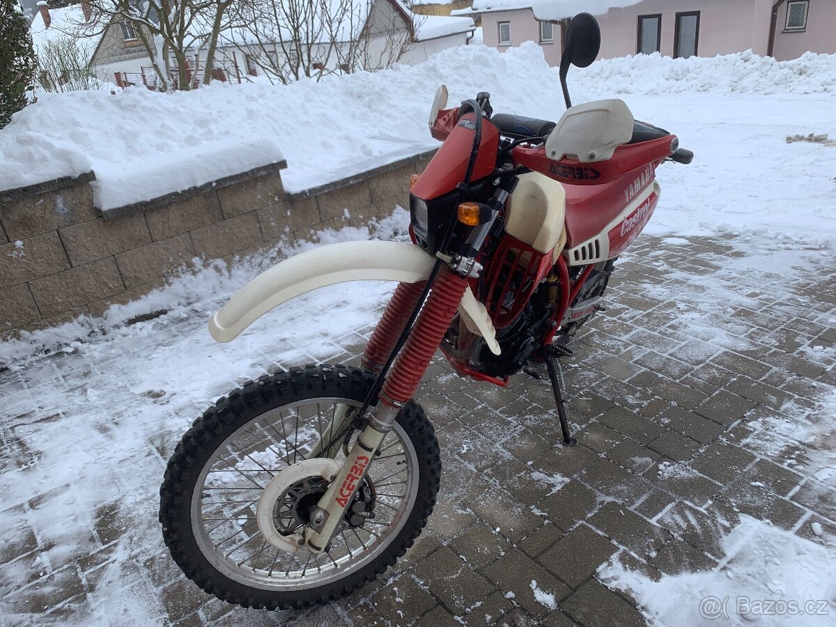 Prodám Yamaha TT 350 r.v. 1989