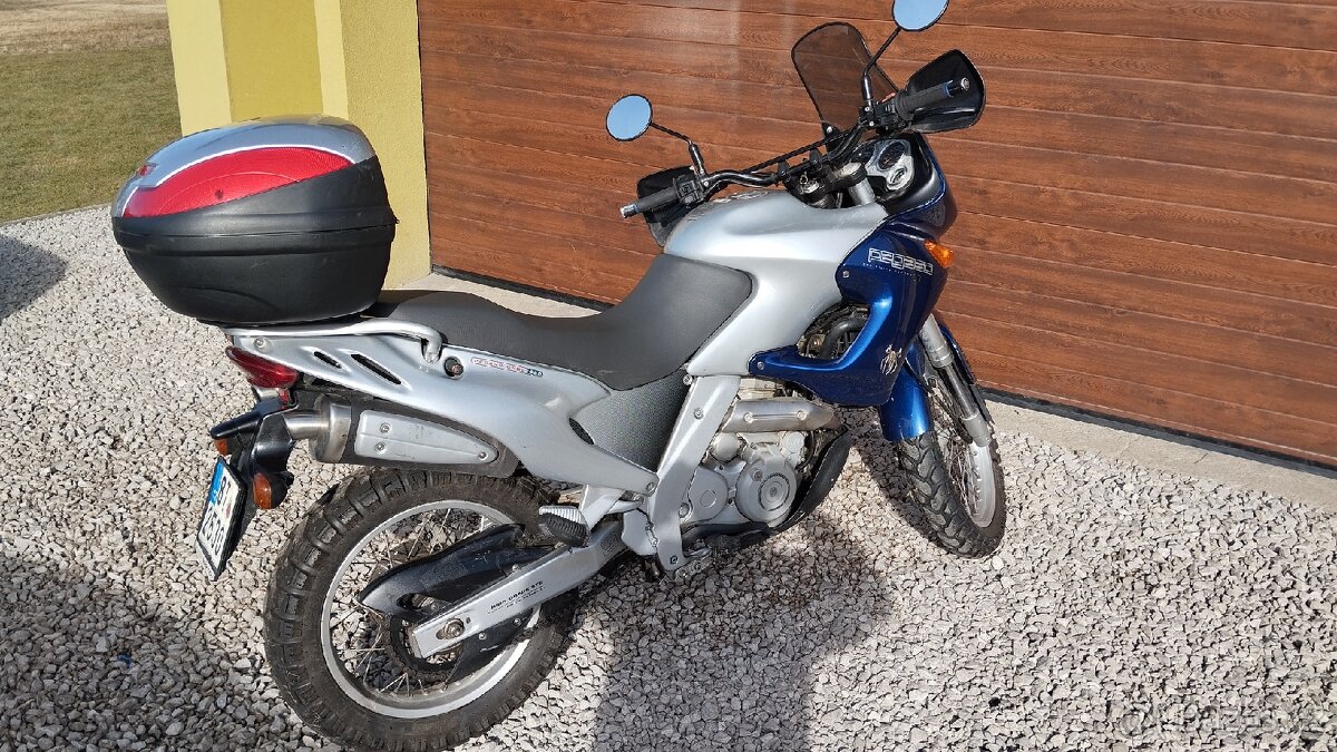 Aprilia Pegaso 650