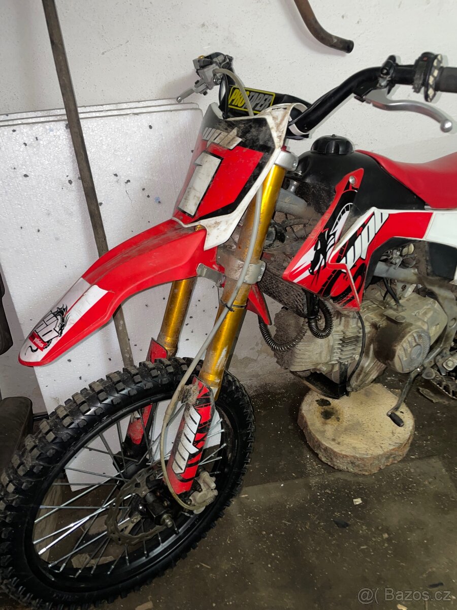 Pitbike WPB stomp 190 beast (212cc)