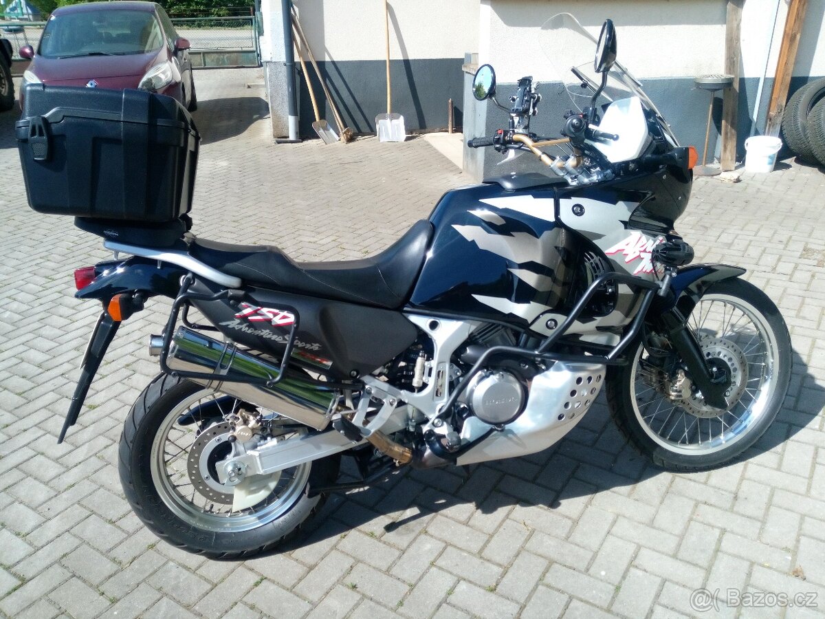 Honda XRV 750