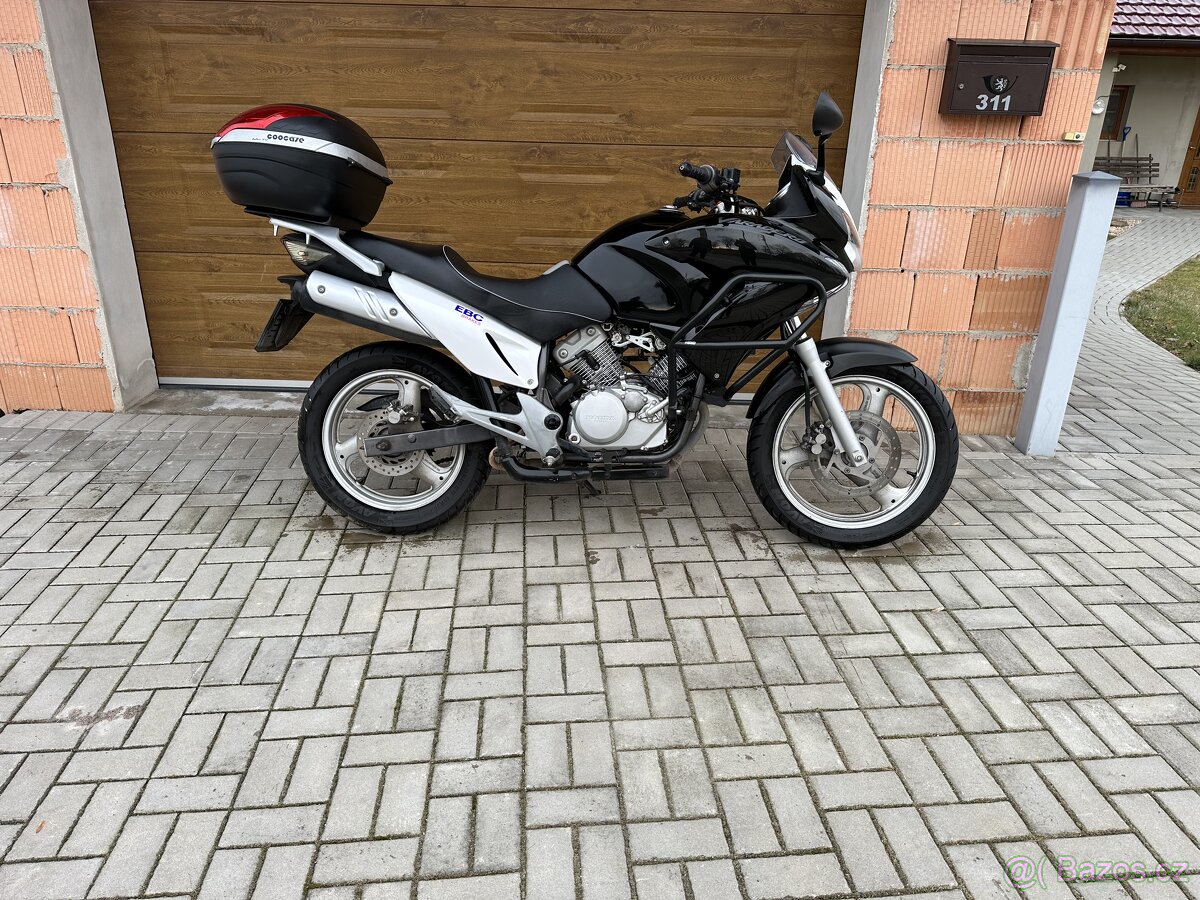 Honda Varadero 125XL r.v 2009