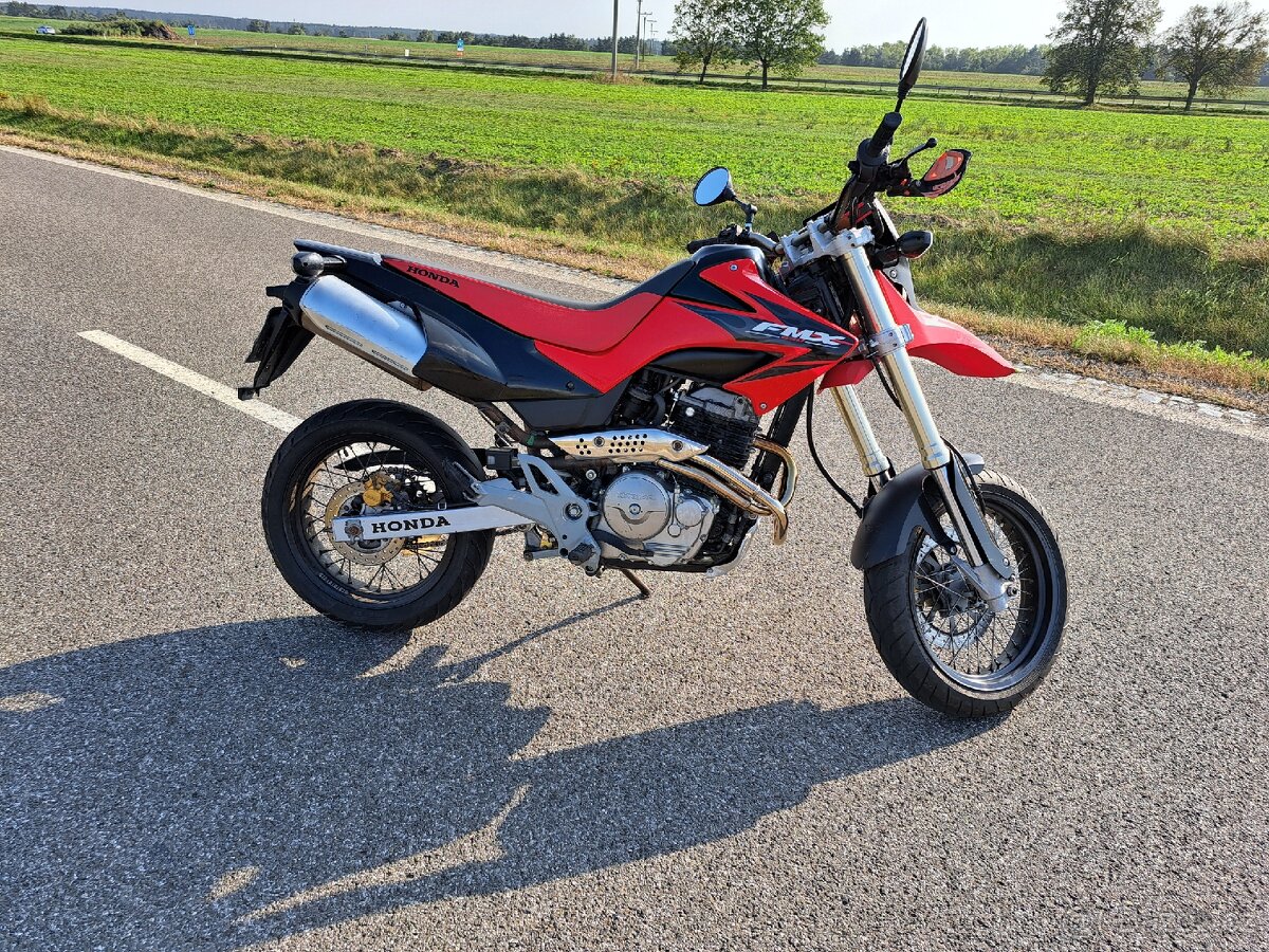 Honda fmx 650 PO GO MOTORU