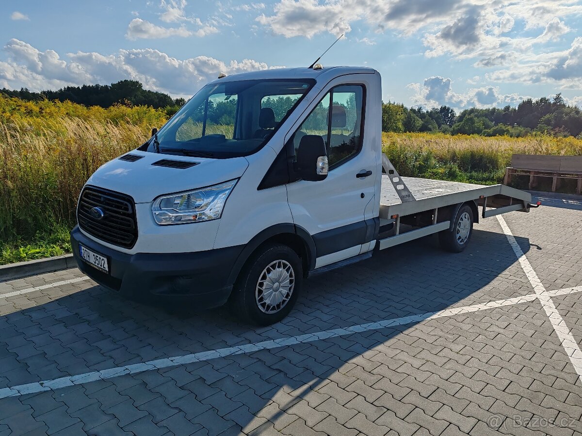 Ford Transit 2.2TDci,92kW, odtahový speciál odpočet  DPH