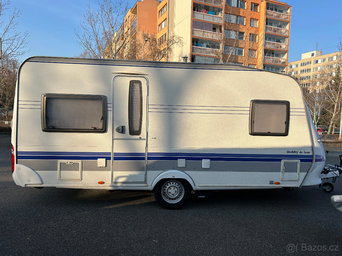 Hobby 460 UFE DeLuxe+mover+předstan, rv 2008