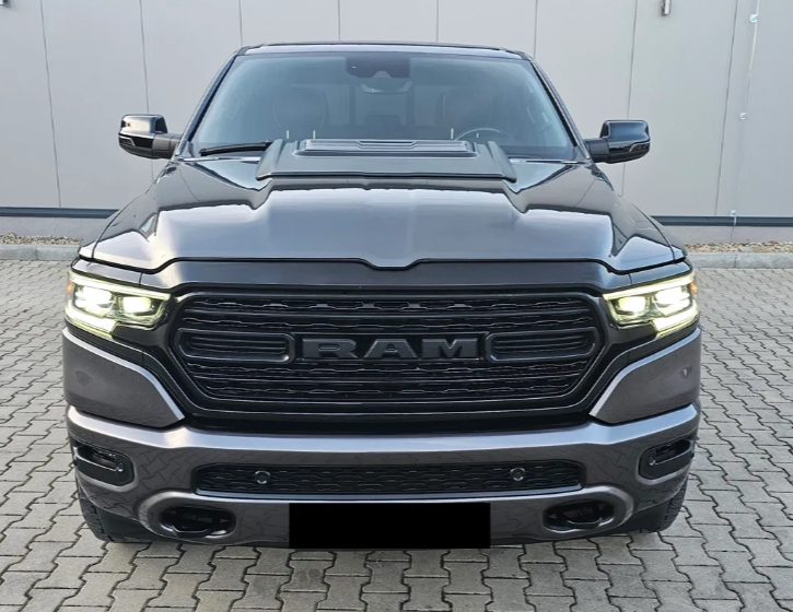 DODGE RAM LIMITED VERSION NIGHT BLACK E-TORQUE